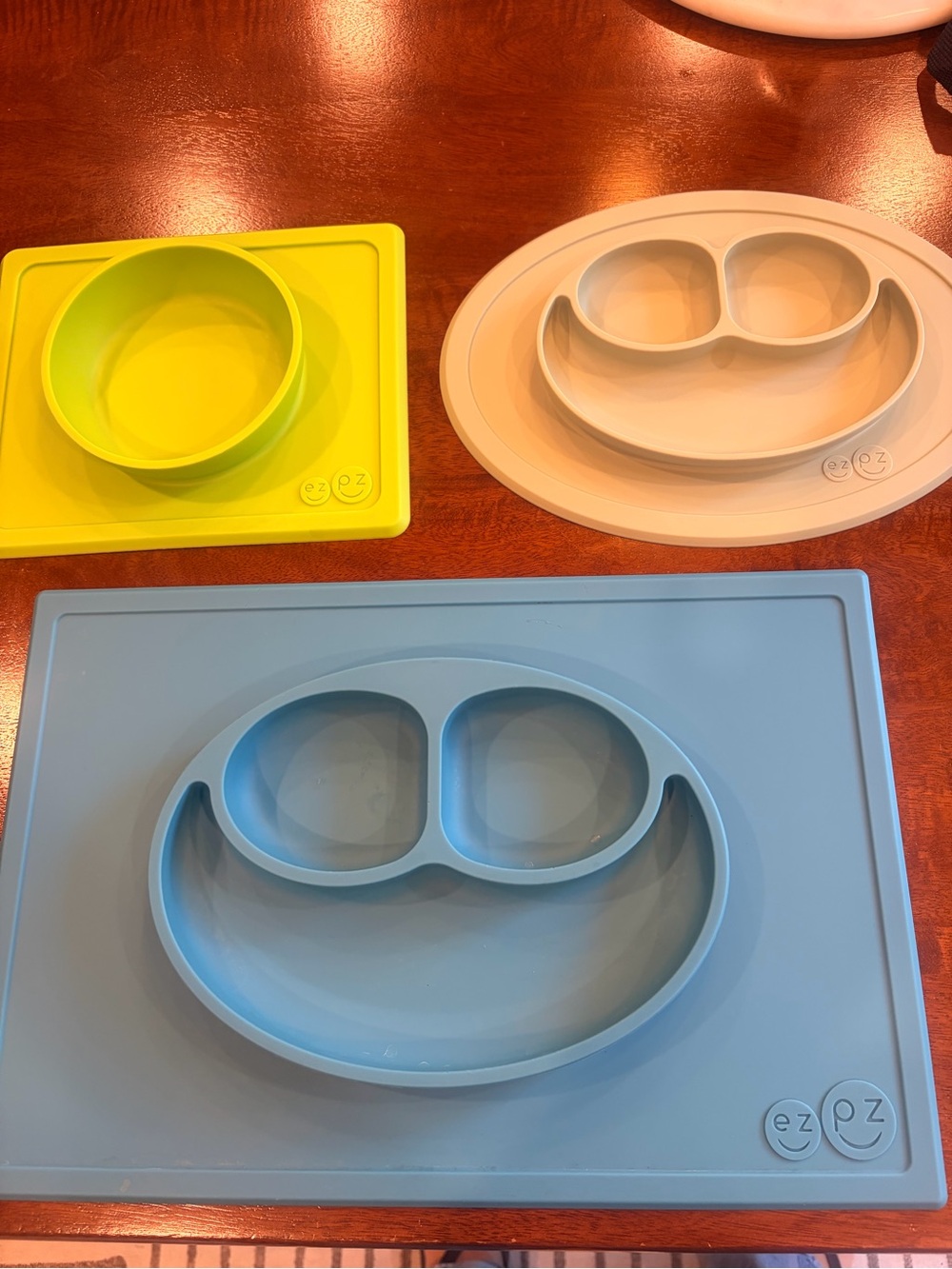 Set of 3 - toddler ezpz Silicone Suction Placemat & Suction Bowl/plate